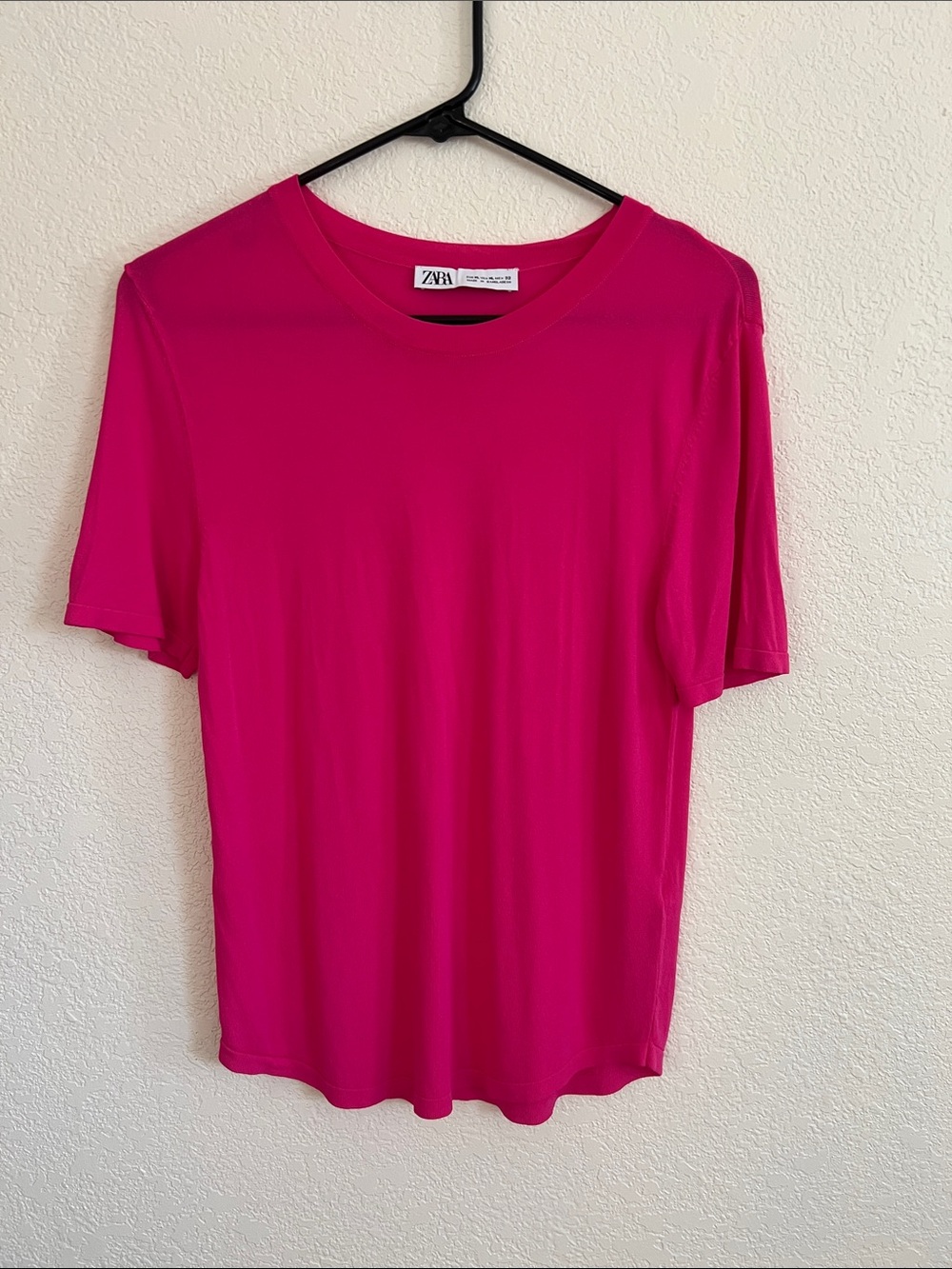 ZARA Vibrant Fuchsia Crewneck Top